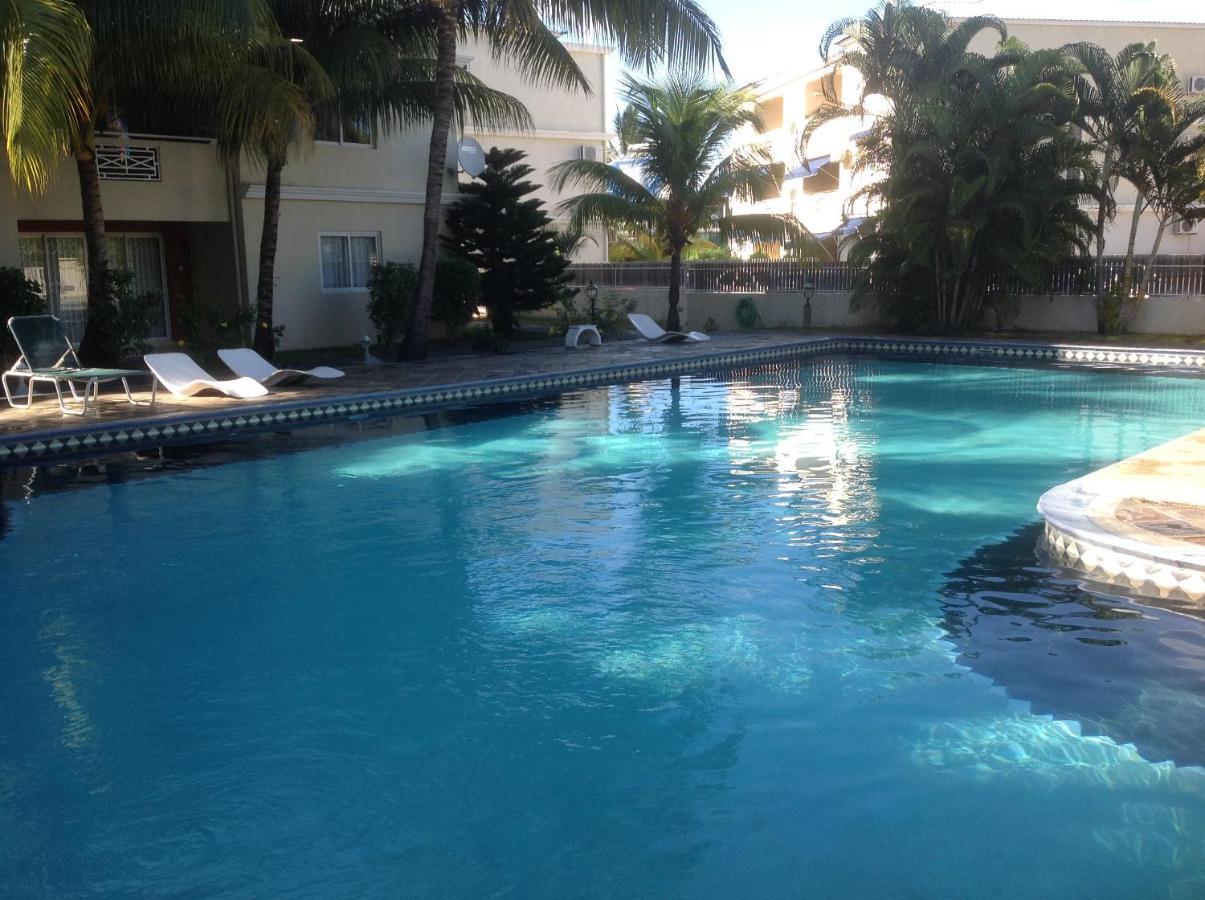 Lovely Apartment In Flic En Flac, Close To The Beach And All Amenities. ภายนอก รูปภาพ