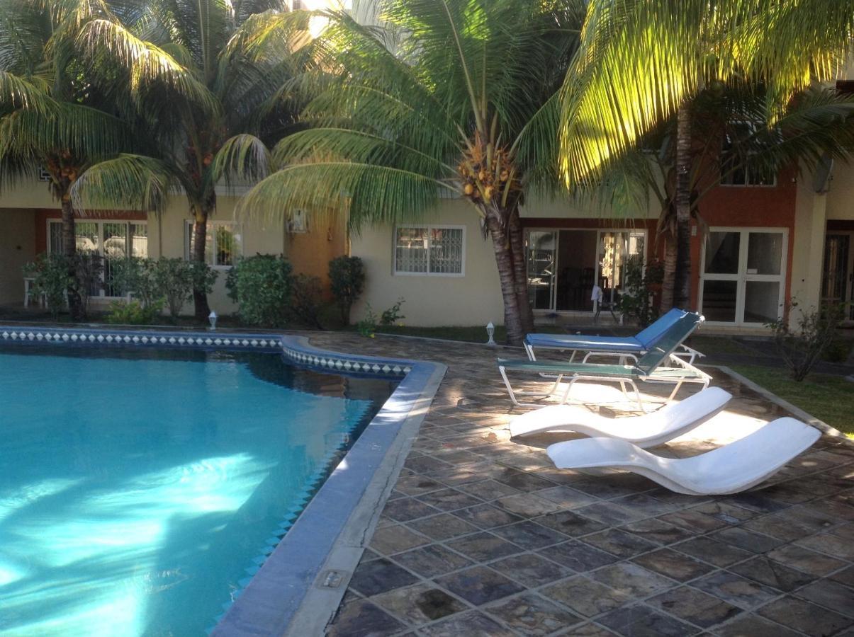 Lovely Apartment In Flic En Flac, Close To The Beach And All Amenities. ภายนอก รูปภาพ
