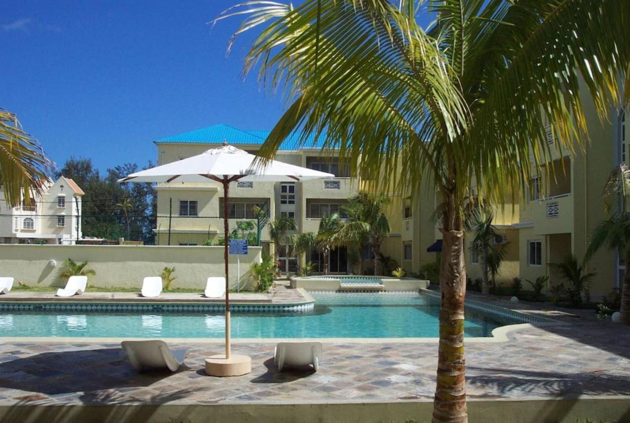 Lovely Apartment In Flic En Flac, Close To The Beach And All Amenities. ภายนอก รูปภาพ