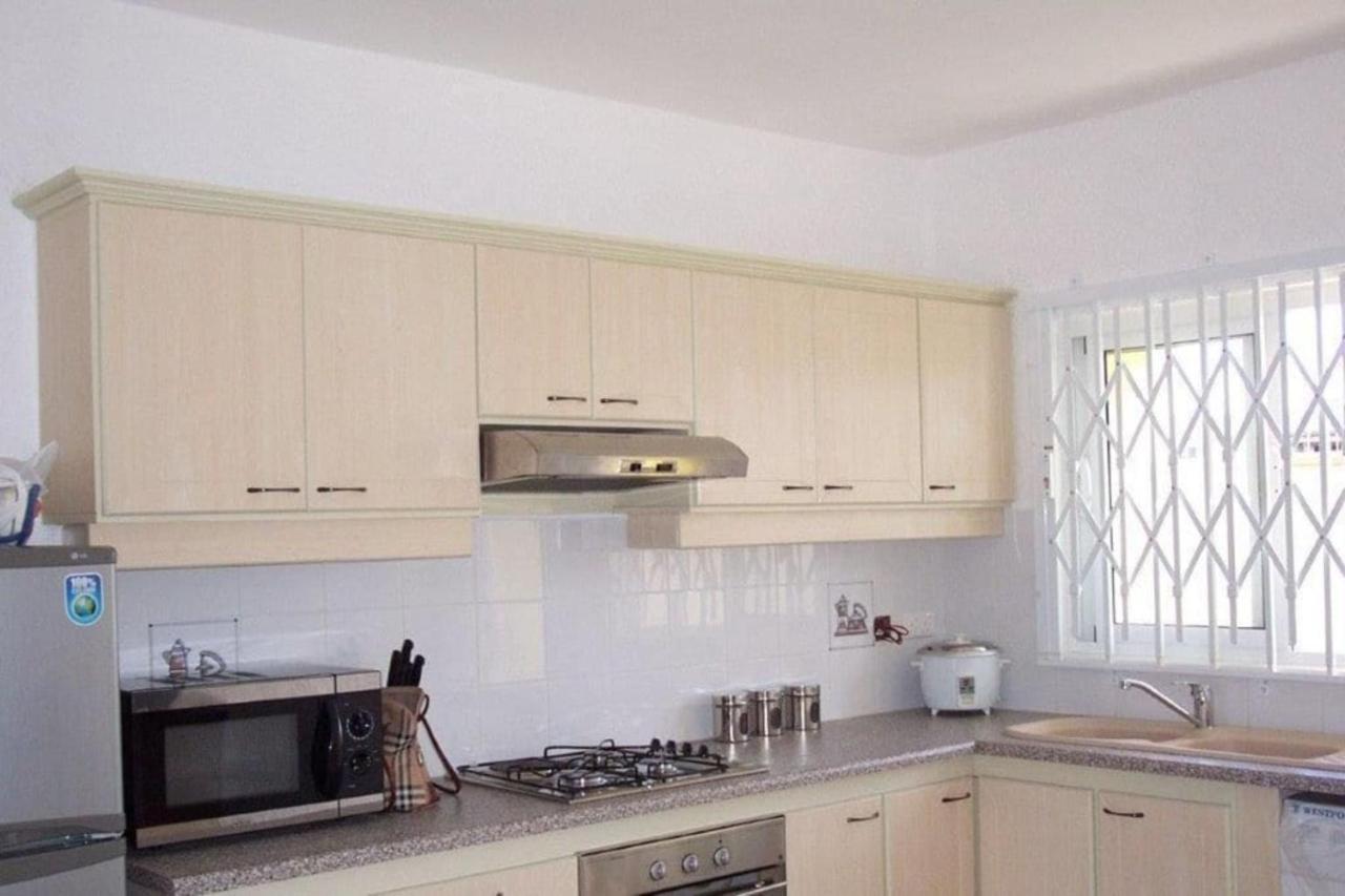 Lovely Apartment In Flic En Flac, Close To The Beach And All Amenities. ภายนอก รูปภาพ