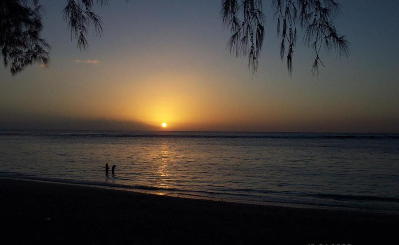 Lovely Apartment In Flic En Flac, Close To The Beach And All Amenities. ภายนอก รูปภาพ